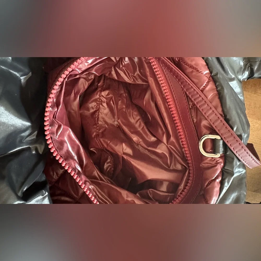 🖤 AUTHENTIC Chanel Nylon Quilted Coco Cocoon Reversible Tote🖤 - Picture 15 of 16